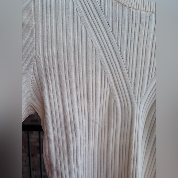 🆕7 For All Mankind Cream Ribbed Knit Top Open Back Cutout Stretchy Casual Size L - Picture 8 of 17